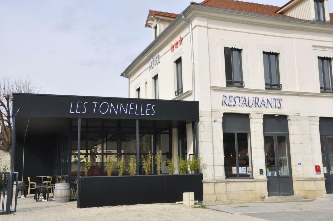 Les Tonnelles 3*